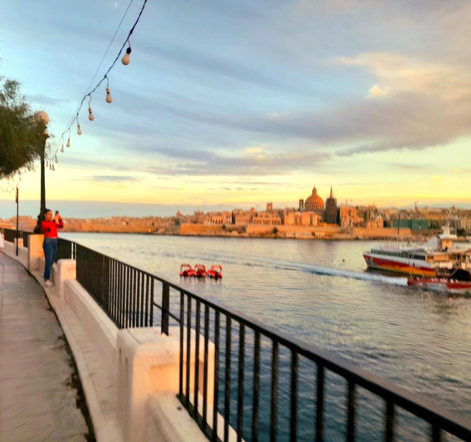 Sliema Ferries Apartment Bagian luar foto