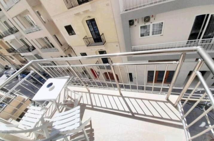 Sliema Ferries Apartment Bagian luar foto